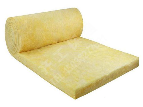 玻璃棉的內部結構蓬松，整體密度較大